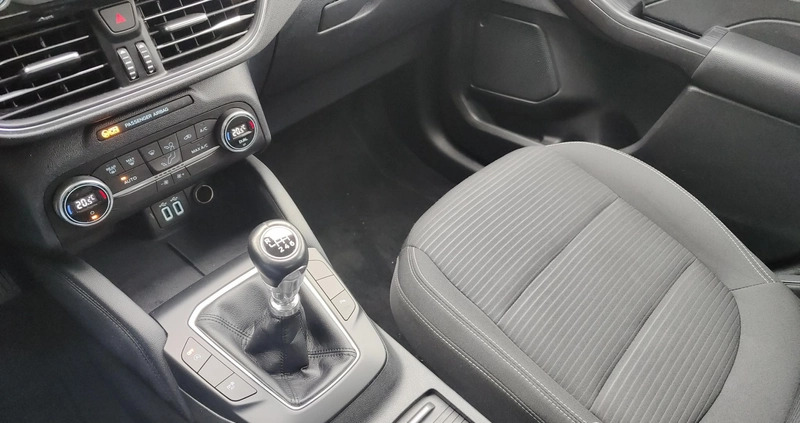 Ford Kuga cena 99900 przebieg: 48000, rok produkcji 2022 z Mogilno małe 562